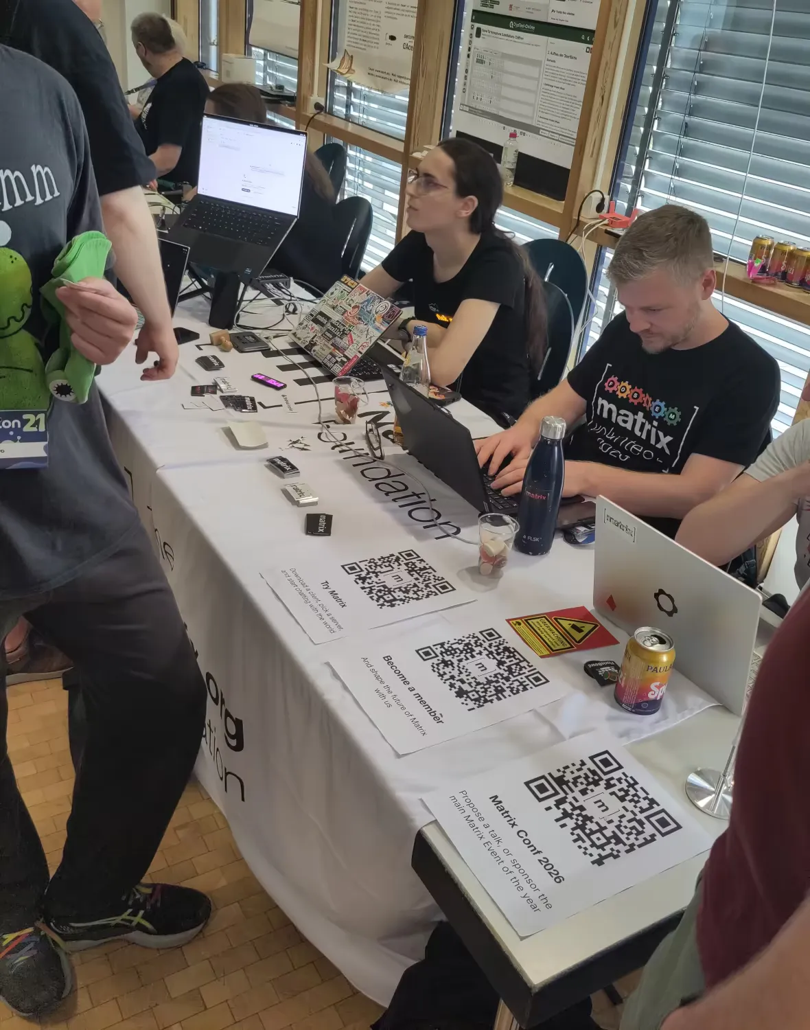 photo of the Matrix booth at FrOSCon